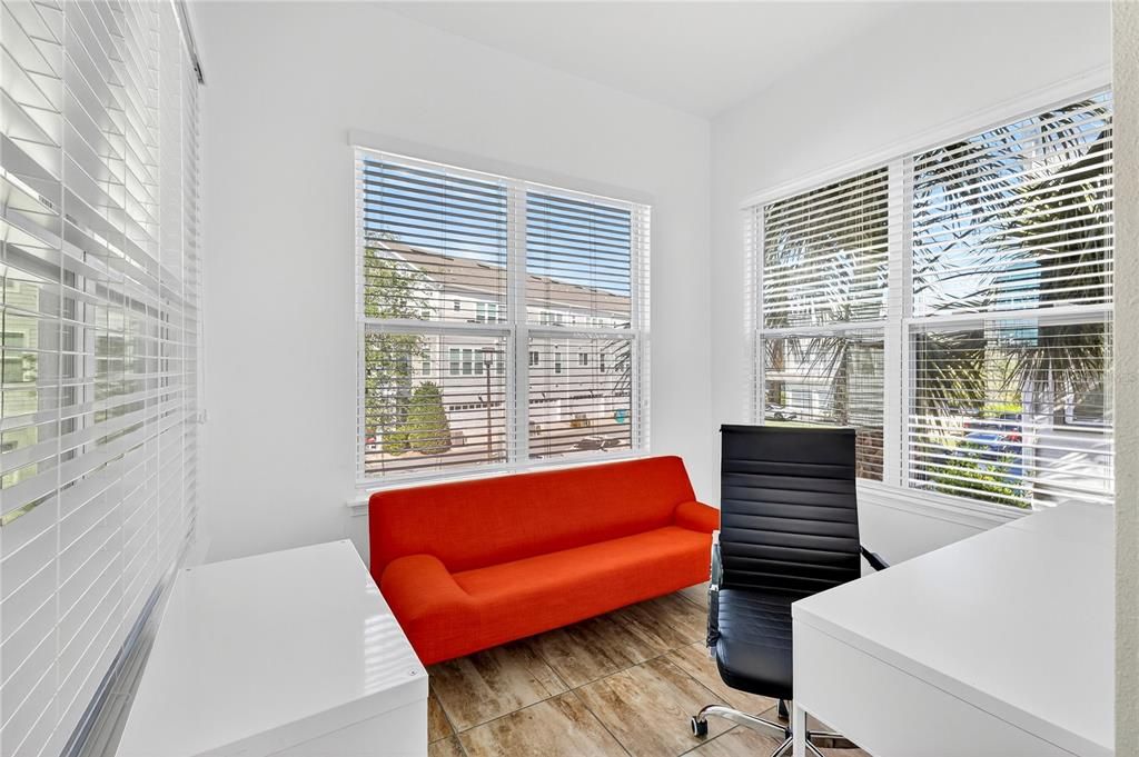 For Sale: $650,000 (4 beds, 3 baths, 2401 Square Feet)