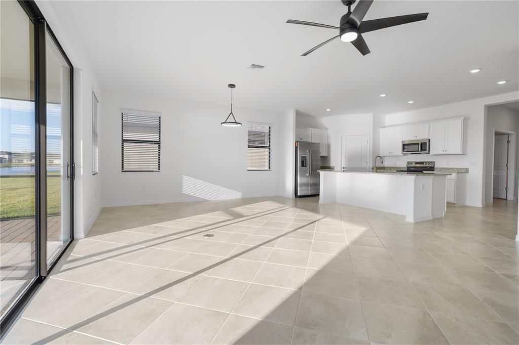 В аренду: $2,500 (3 спален, 3 ванн, 2201 Квадратных фут)