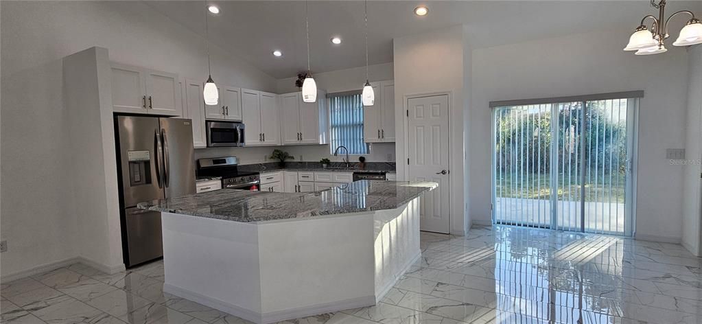 For Sale: $424,900 (3 beds, 2 baths, 1941 Square Feet)