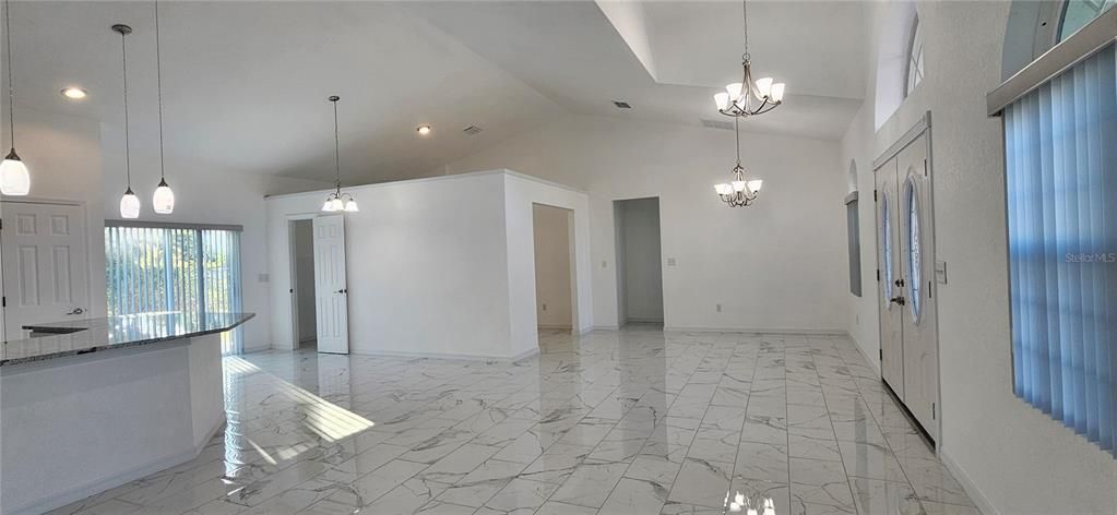 For Sale: $424,900 (3 beds, 2 baths, 1941 Square Feet)