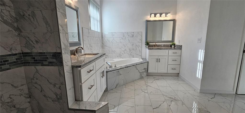 For Sale: $424,900 (3 beds, 2 baths, 1941 Square Feet)