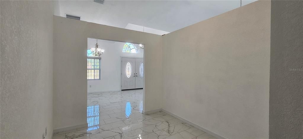 For Sale: $424,900 (3 beds, 2 baths, 1941 Square Feet)