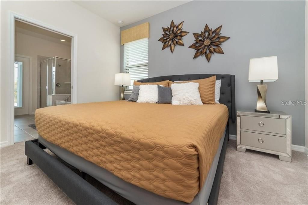 For Rent: $3,500 (7 beds, 5 baths, 3314 Square Feet)