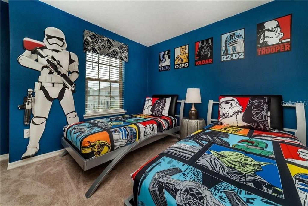 For Rent: $3,500 (7 beds, 5 baths, 3314 Square Feet)