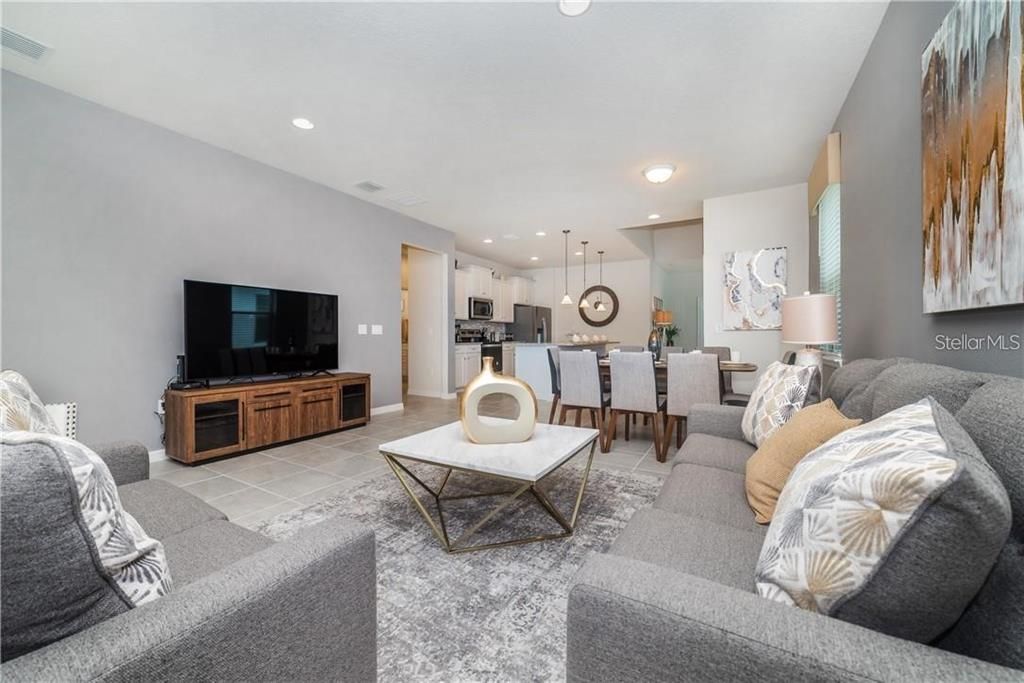 For Rent: $3,500 (7 beds, 5 baths, 3314 Square Feet)