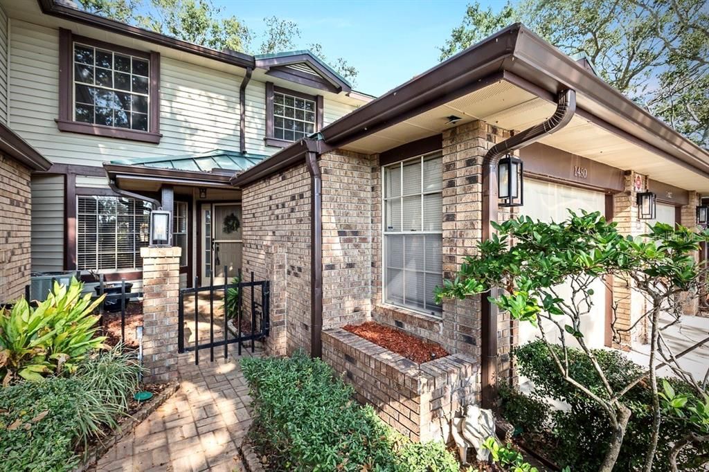 For Sale: $400,000 (3 beds, 2 baths, 1930 Square Feet)