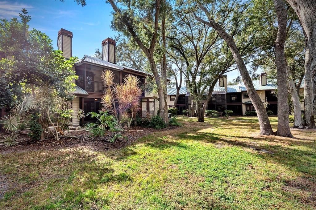 For Sale: $400,000 (3 beds, 2 baths, 1930 Square Feet)