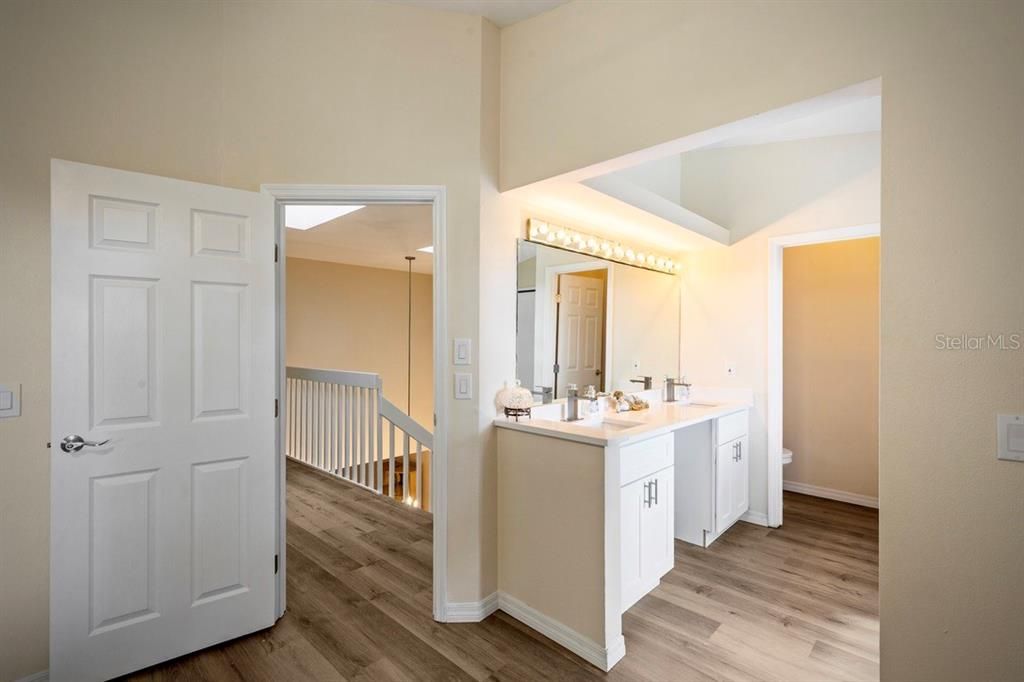 For Sale: $400,000 (3 beds, 2 baths, 1930 Square Feet)