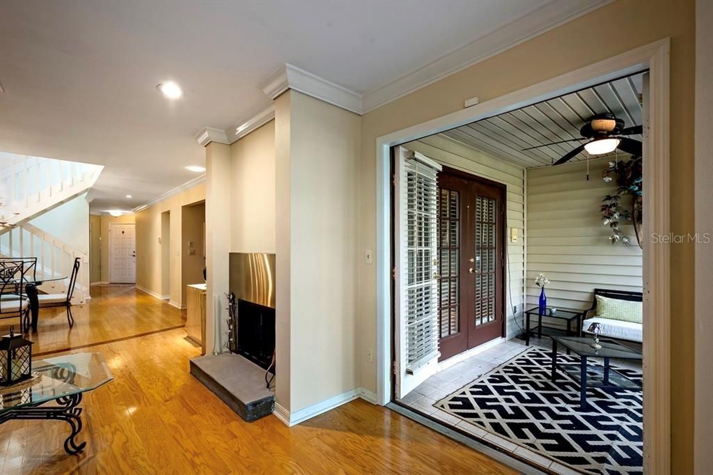 For Sale: $400,000 (3 beds, 2 baths, 1930 Square Feet)