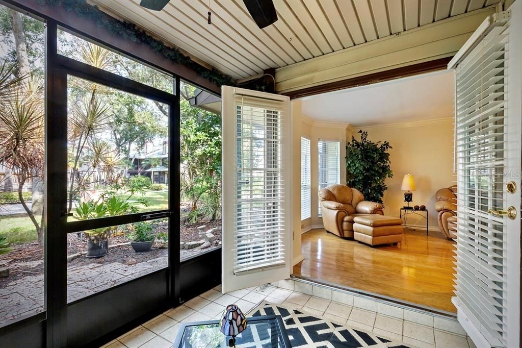 For Sale: $400,000 (3 beds, 2 baths, 1930 Square Feet)