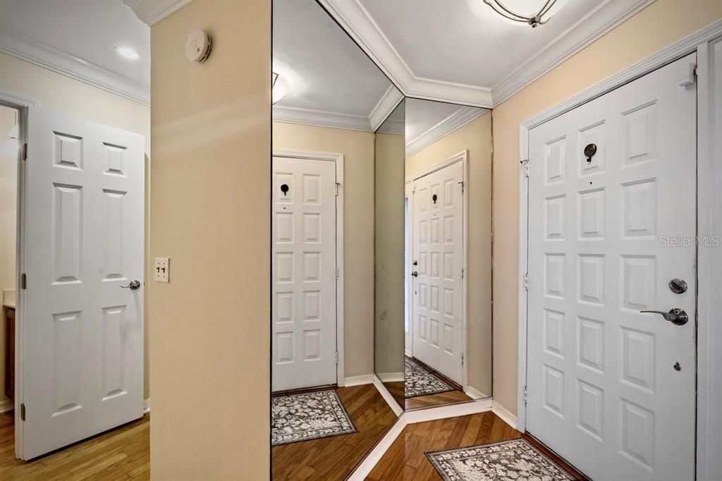 For Sale: $400,000 (3 beds, 2 baths, 1930 Square Feet)