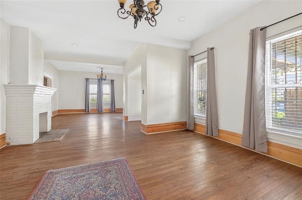 For Sale: $849,900 (6 beds, 3 baths, 3306 Square Feet)