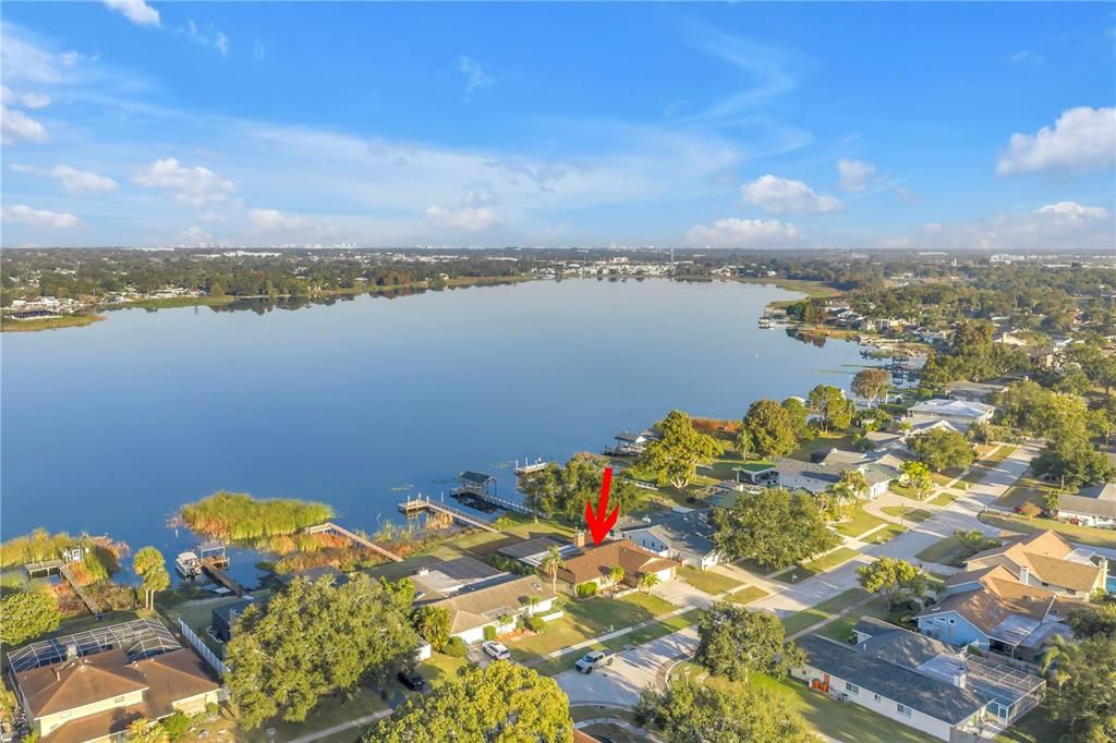 На продажу: $799,900 (4 спален, 2 ванн, 2169 Квадратных фут)