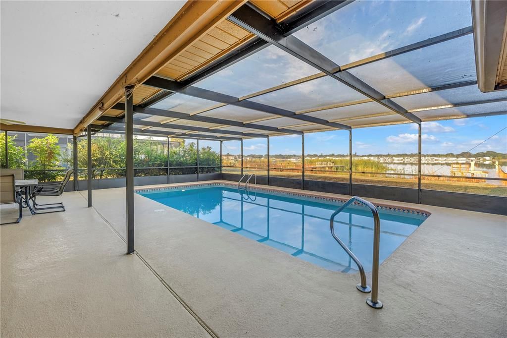 На продажу: $799,900 (4 спален, 2 ванн, 2169 Квадратных фут)