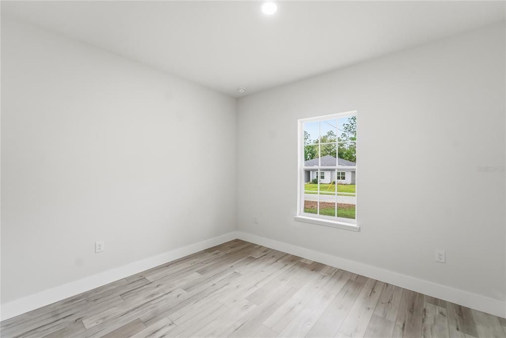 En Venta: $270,000 (3 camas, 2 baños, 1529 Pies cuadrados)