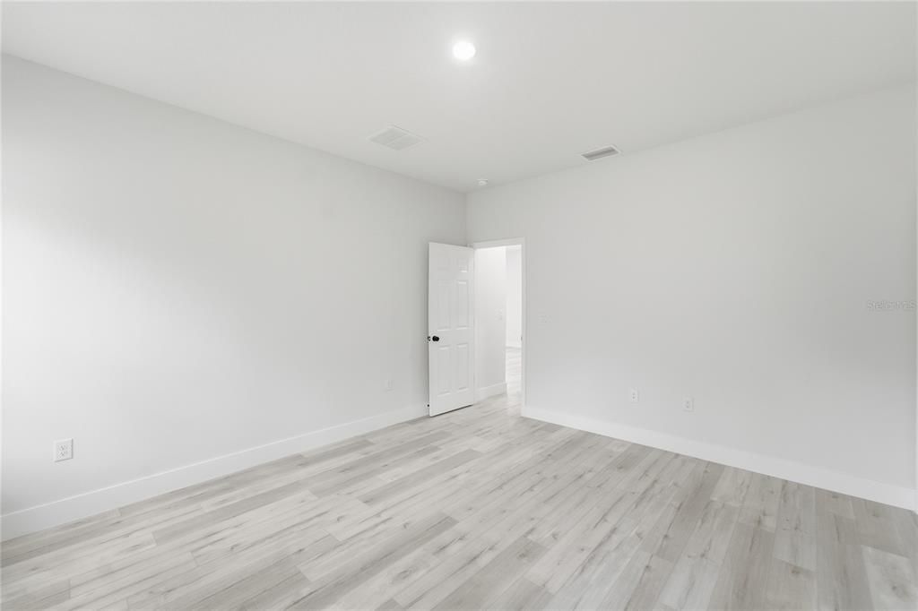 En Venta: $270,000 (3 camas, 2 baños, 1529 Pies cuadrados)