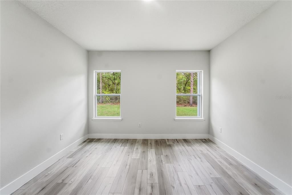 En Venta: $270,000 (3 camas, 2 baños, 1529 Pies cuadrados)