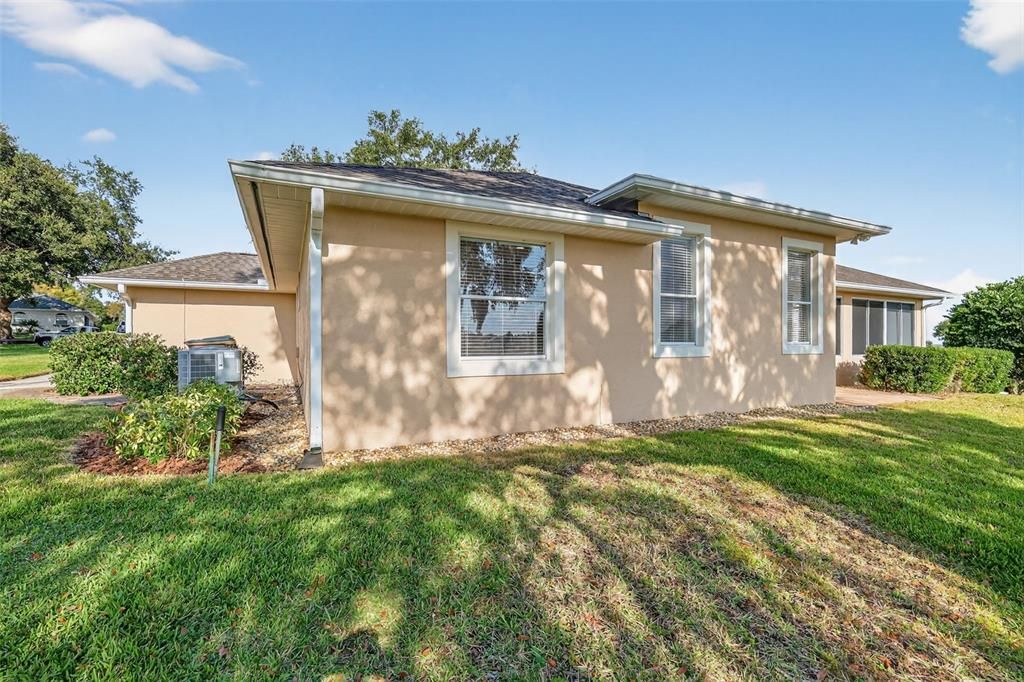 For Sale: $375,000 (3 beds, 2 baths, 2066 Square Feet)