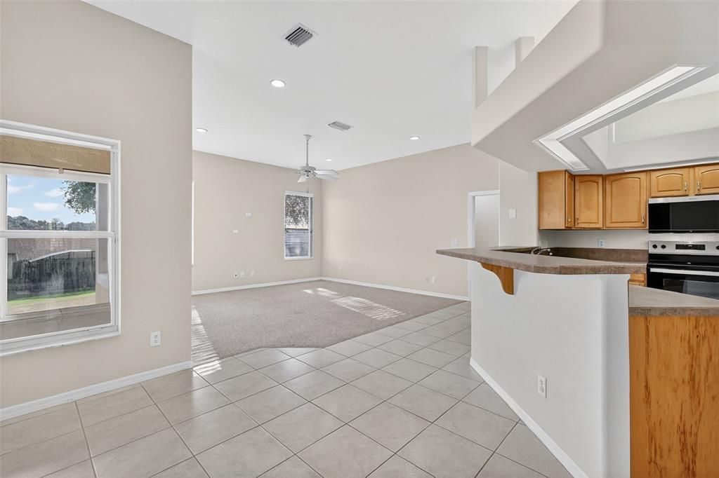 For Sale: $375,000 (3 beds, 2 baths, 2066 Square Feet)