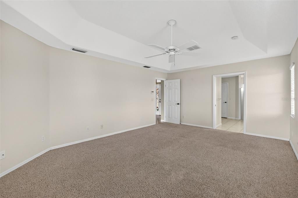 For Sale: $375,000 (3 beds, 2 baths, 2066 Square Feet)