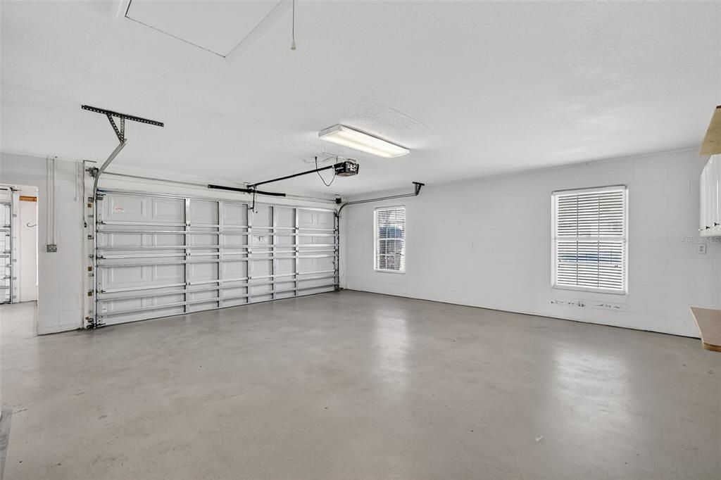 For Sale: $375,000 (3 beds, 2 baths, 2066 Square Feet)