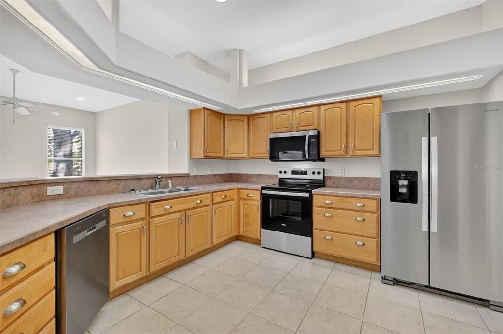 For Sale: $375,000 (3 beds, 2 baths, 2066 Square Feet)