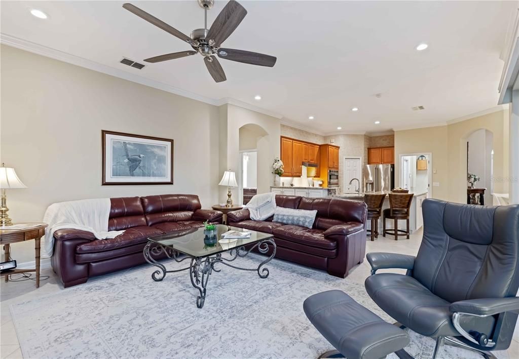 На продажу: $895,000 (4 спален, 3 ванн, 2666 Квадратных фут)