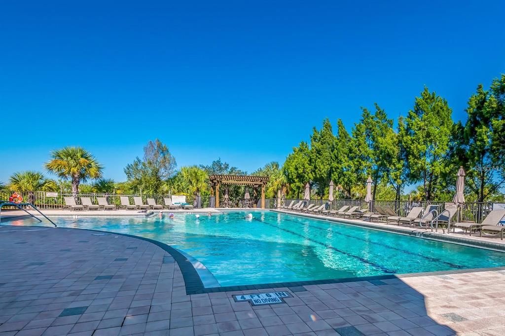 На продажу: $895,000 (4 спален, 3 ванн, 2666 Квадратных фут)