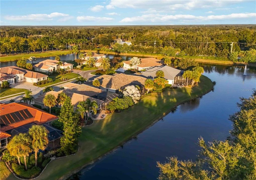 На продажу: $895,000 (4 спален, 3 ванн, 2666 Квадратных фут)