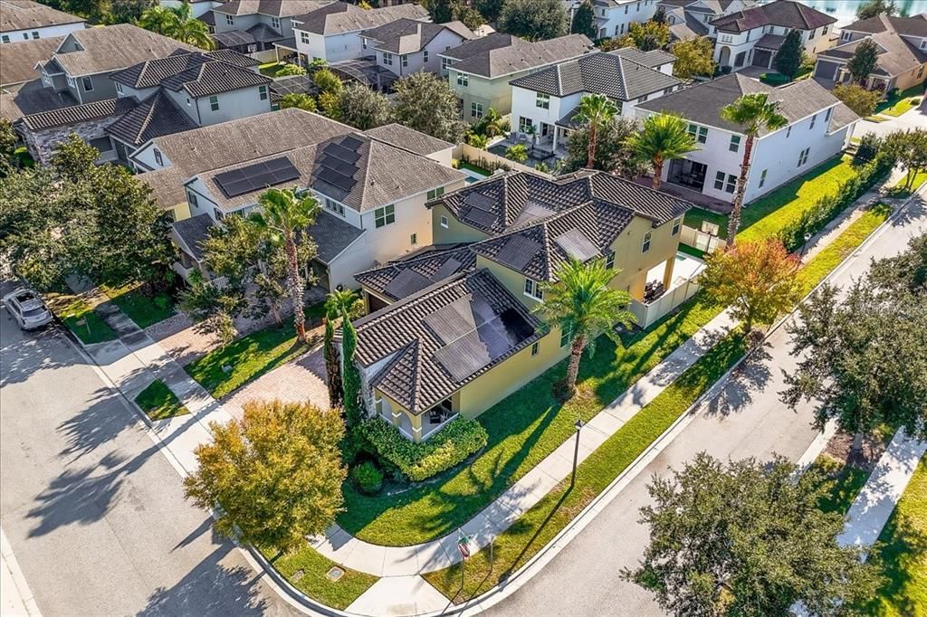 出租: $5,350 (4 贝兹, 3 浴室, 3050 平方英尺)