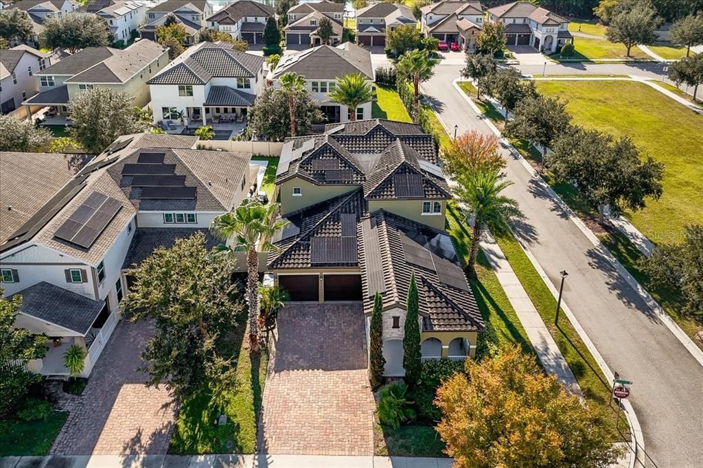 出租: $5,350 (4 贝兹, 3 浴室, 3050 平方英尺)