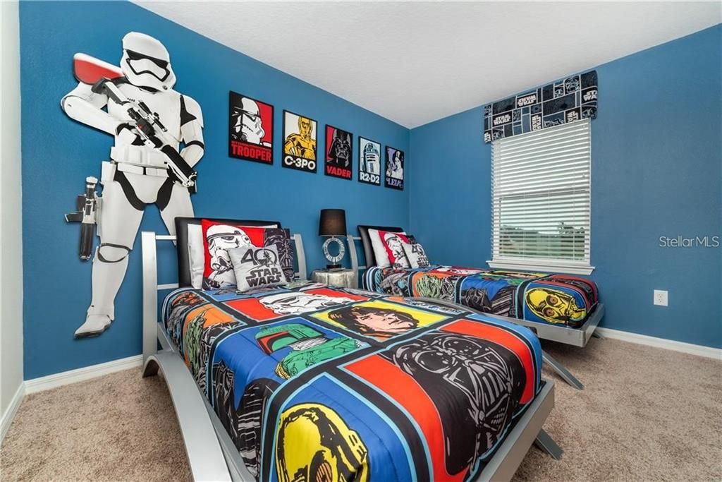 出租: $2,600 (4 贝兹, 4 浴室, 2090 平方英尺)