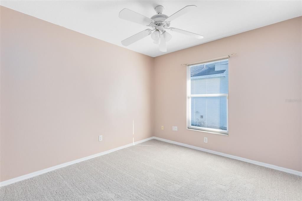 For Sale: $359,900 (3 beds, 2 baths, 1272 Square Feet)