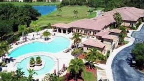 На продажу: $357,900 (2 спален, 2 ванн, 1561 Квадратных фут)