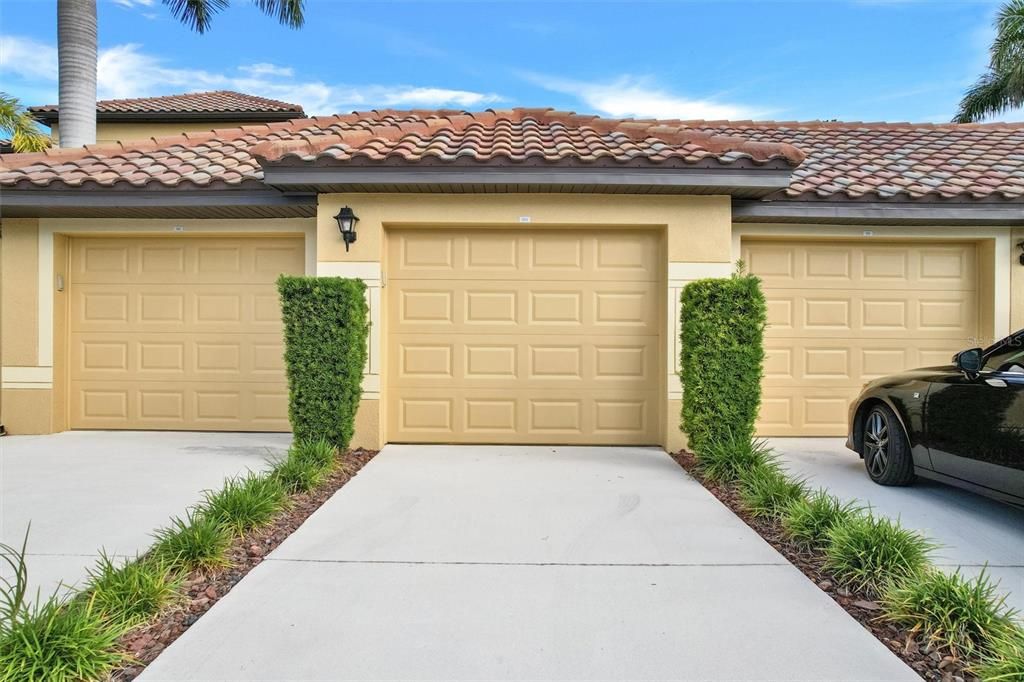 На продажу: $357,900 (2 спален, 2 ванн, 1561 Квадратных фут)