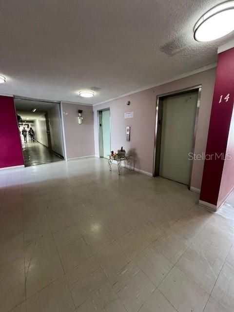 В аренду: $1,800 (3 спален, 1 ванн, 950 Квадратных фут)