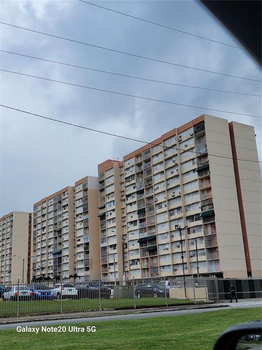 En Renta: $1,600 (3 camas, 1 baños, 950 Pies cuadrados)