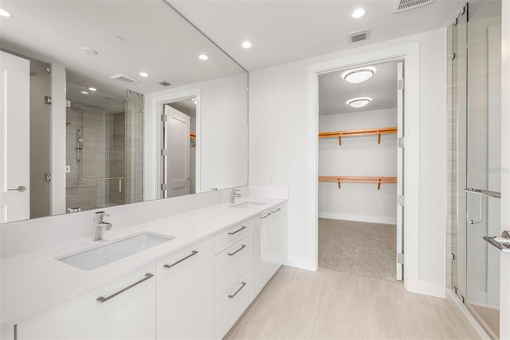 待售: $1,290,000 (2 贝兹, 2 浴室, 1667 平方英尺)