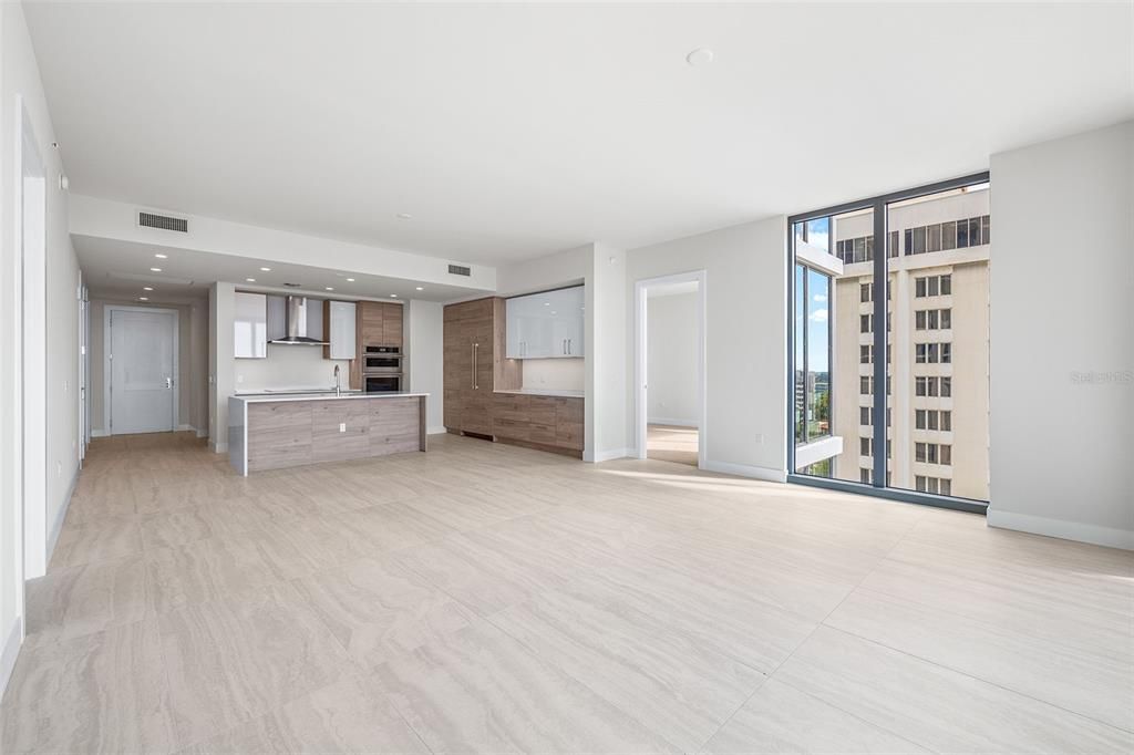 待售: $1,290,000 (2 贝兹, 2 浴室, 1667 平方英尺)