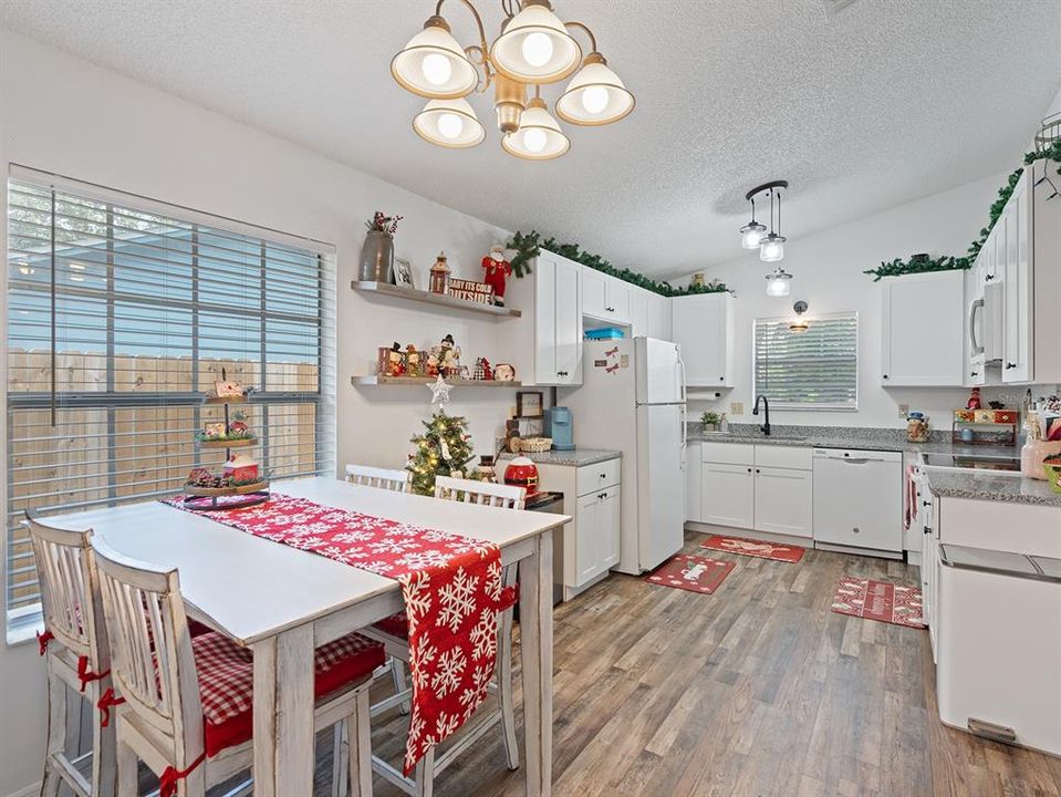 For Sale: $339,000 (3 beds, 2 baths, 1349 Square Feet)