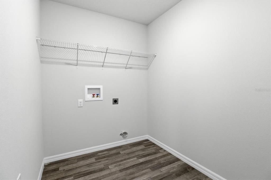 待售: $249,900 (3 贝兹, 2 浴室, 1500 平方英尺)