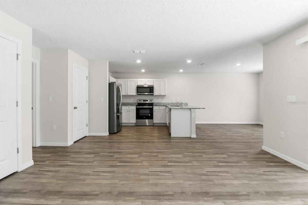 待售: $249,900 (3 贝兹, 2 浴室, 1500 平方英尺)