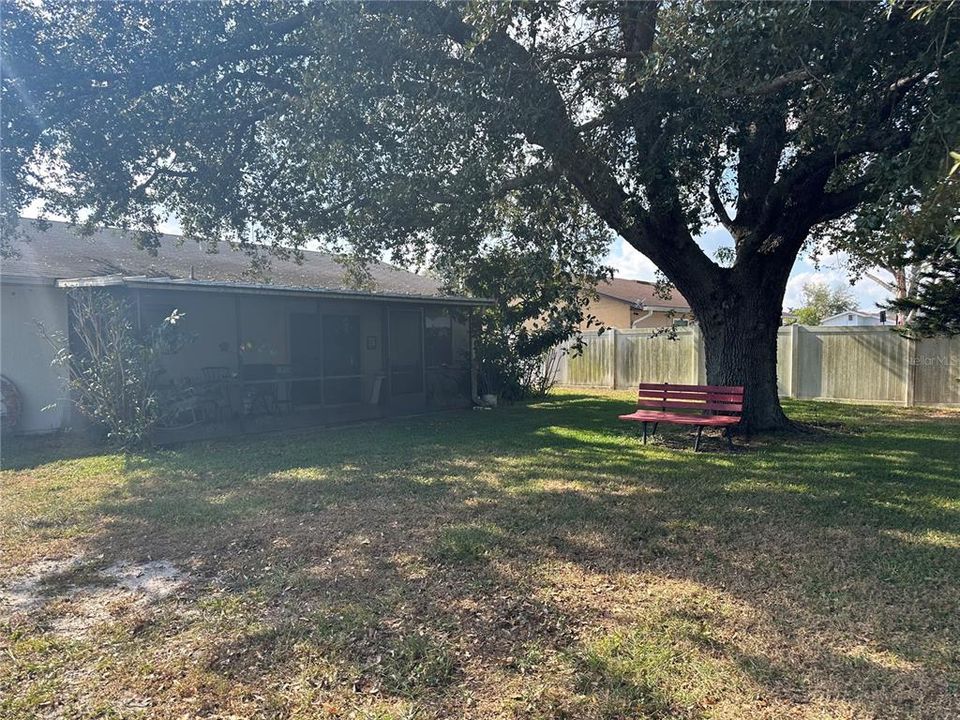 待售: $320,000 (4 贝兹, 2 浴室, 1719 平方英尺)