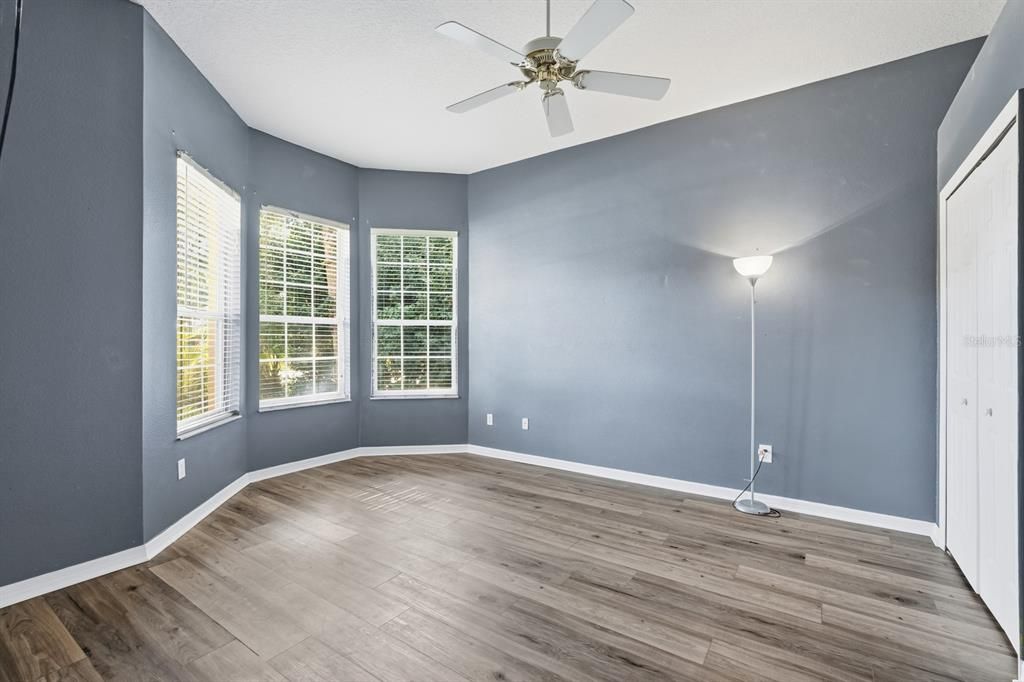 待售: $499,900 (4 贝兹, 2 浴室, 2317 平方英尺)