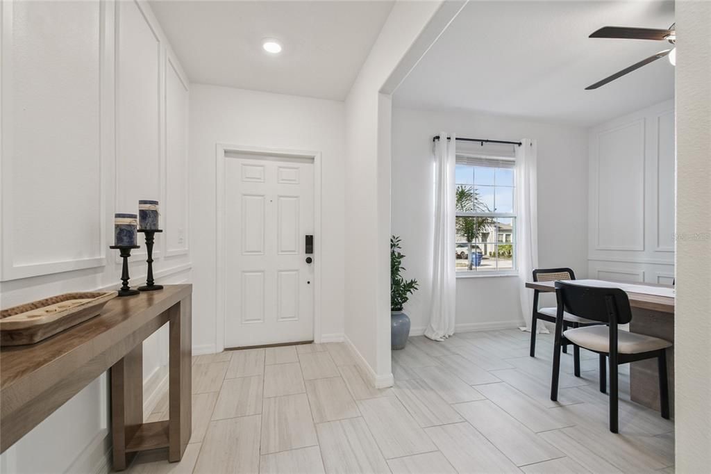 For Sale: $515,000 (6 beds, 3 baths, 3092 Square Feet)