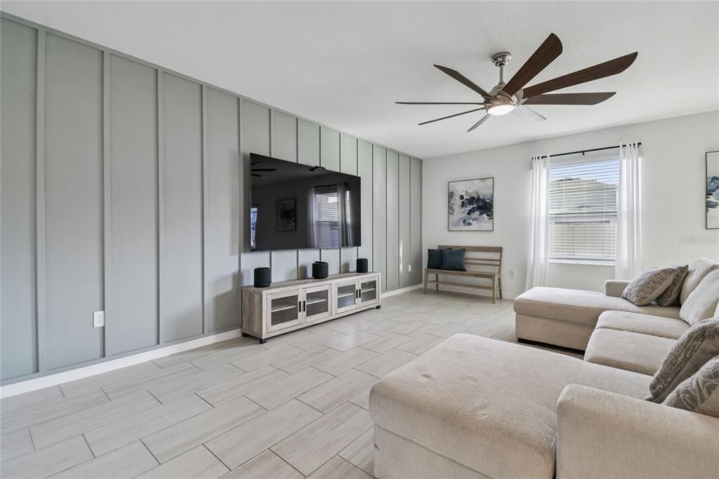 For Sale: $515,000 (6 beds, 3 baths, 3092 Square Feet)