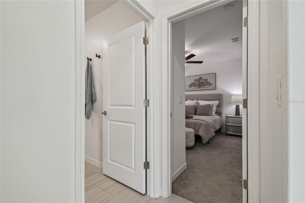 For Sale: $515,000 (6 beds, 3 baths, 3092 Square Feet)