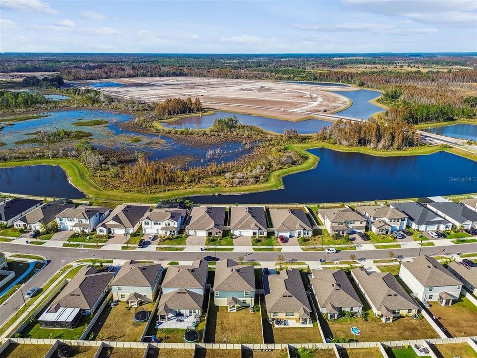 For Sale: $515,000 (6 beds, 3 baths, 3092 Square Feet)