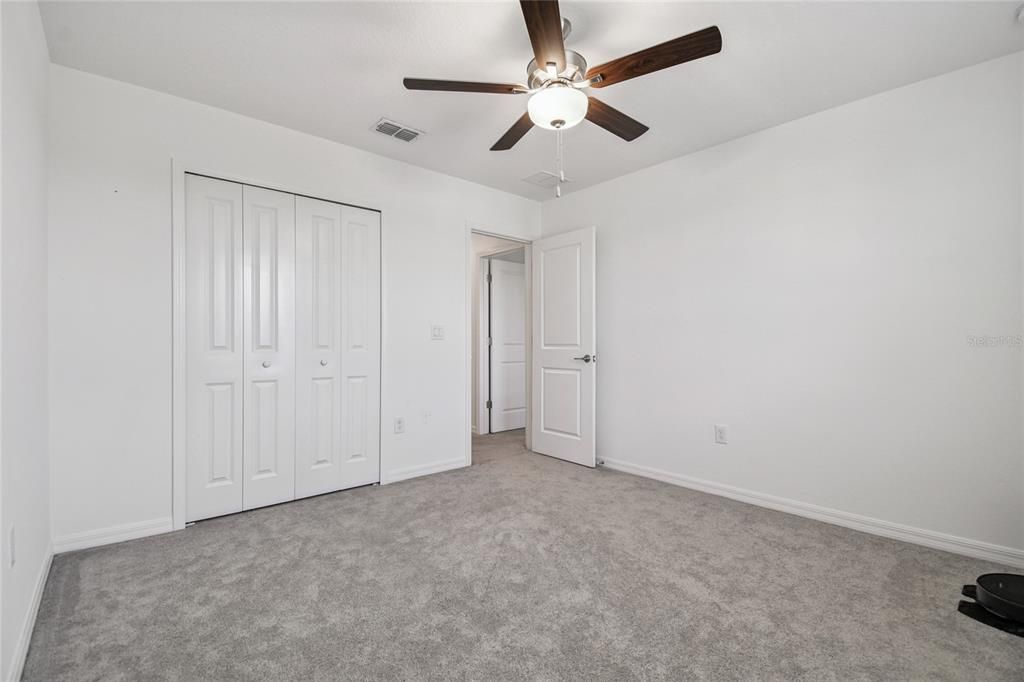 For Sale: $515,000 (6 beds, 3 baths, 3092 Square Feet)