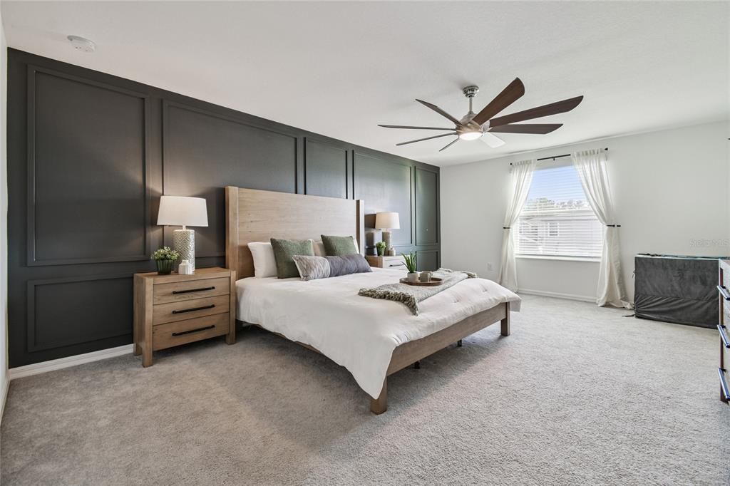 For Sale: $515,000 (6 beds, 3 baths, 3092 Square Feet)